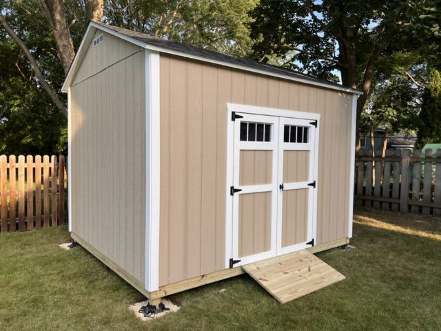 10×12 with Tall Walls & Ramp