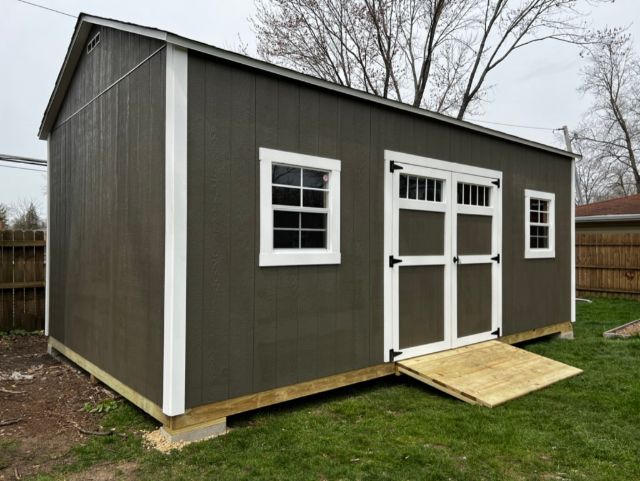 12×20 with Transom Doors & Ramp