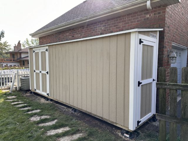 Lean-To with Double + Single Door